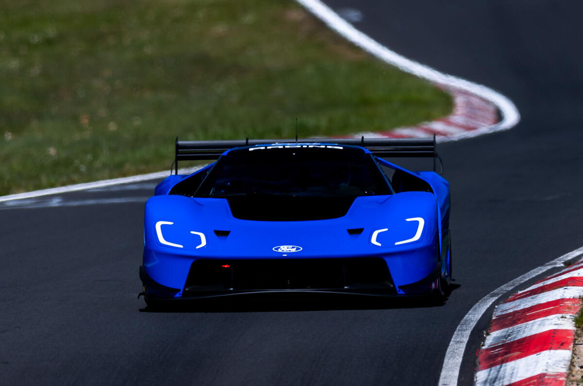 FordNordschleife26 040113343800614JS JS 2