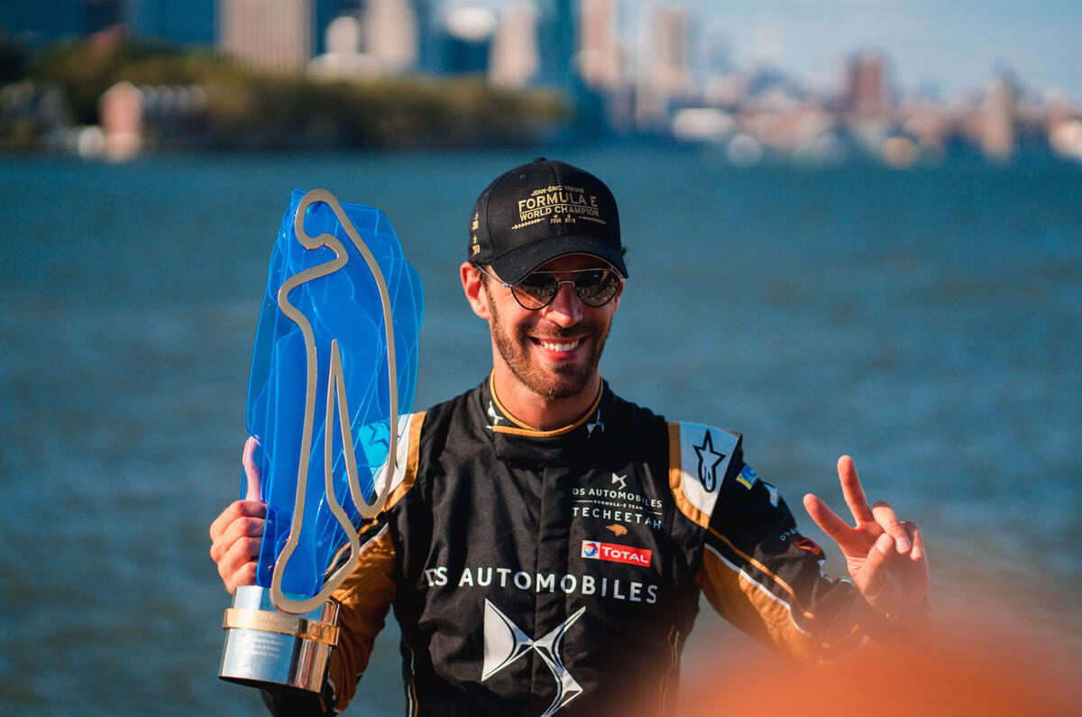 Formula E 2019 season decider in New York - trophy