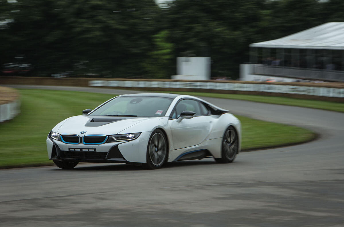 BMW i8