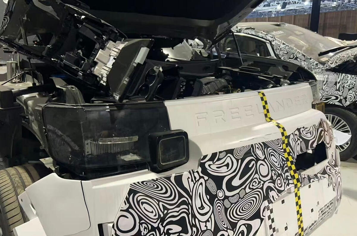 Freelander crash test leak 1