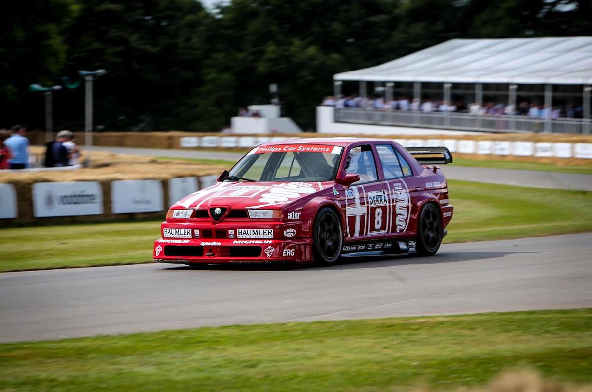 Alfa Romeo 155 DTM Alfa Romeo 155 DTM