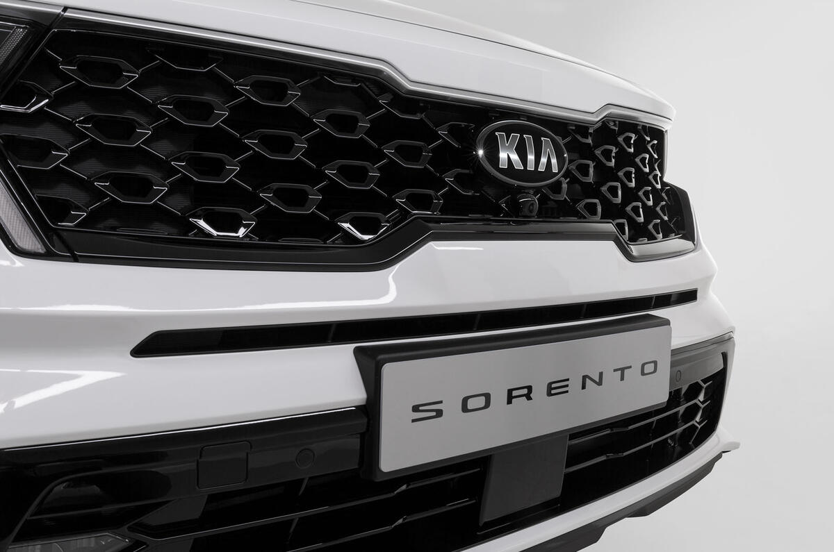 2020 Kia Sorento unveiling - front grille 2020 Kia Sorento unveiling - front grille