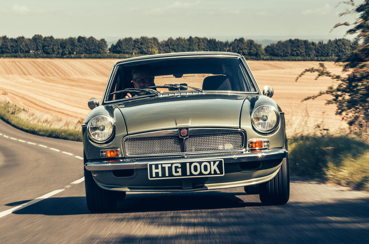 Frontline MGB Bee front Frontline MGB Bee front