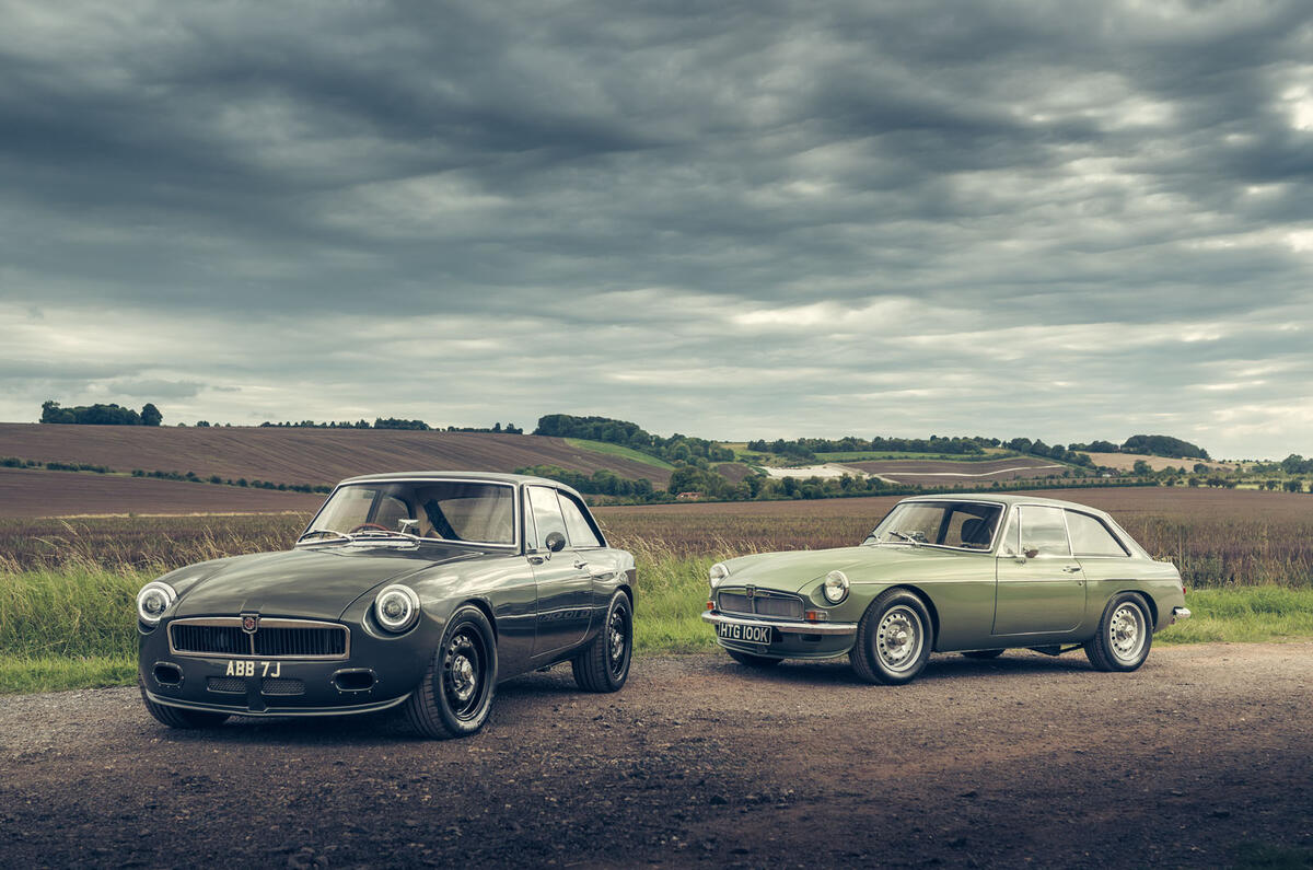 Frontline MGB LE60 Bee parked Frontline MGB LE60 Bee parked