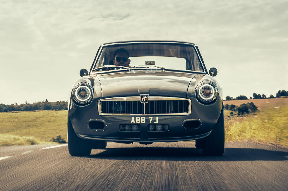 Frontline MGB LE60 front Frontline MGB LE60 front