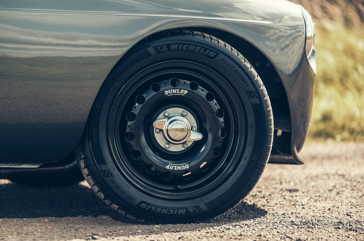 Frontline MGB LE60 wheel Frontline MGB LE60 wheel