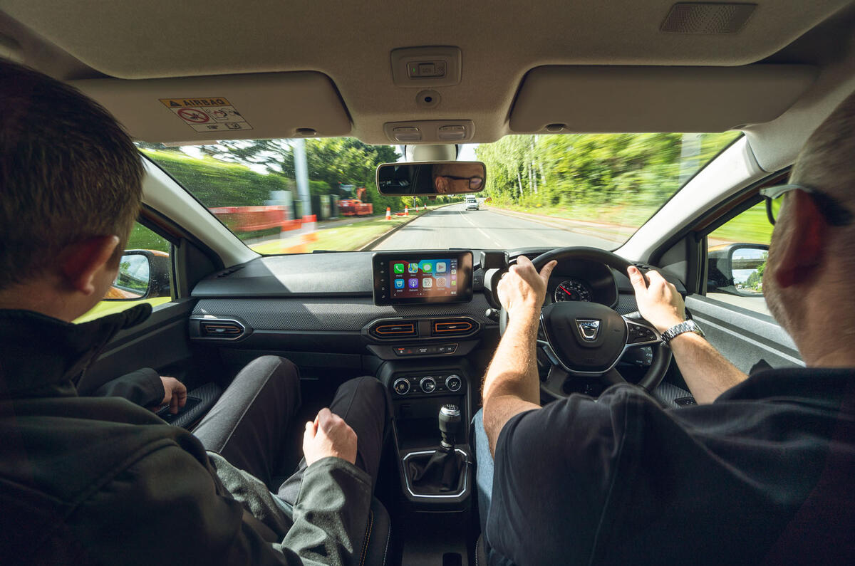 Fuel save feature Dacia Sandero5