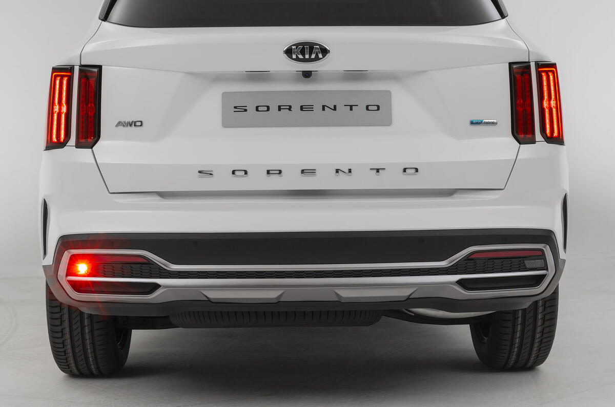 2020 Kia Sorento unveiling - rear bumper 2020 Kia Sorento unveiling - rear bumper