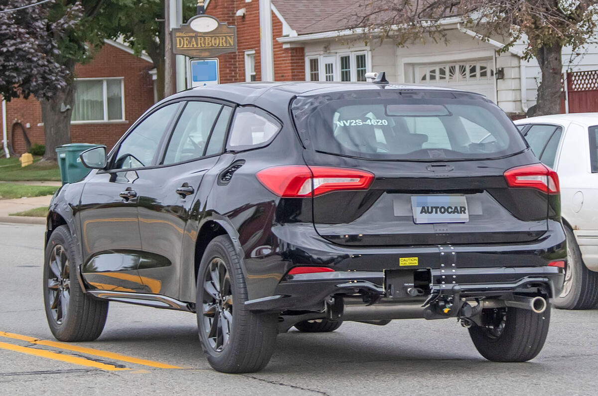 2021 Ford Mondeo camouflaged test mule