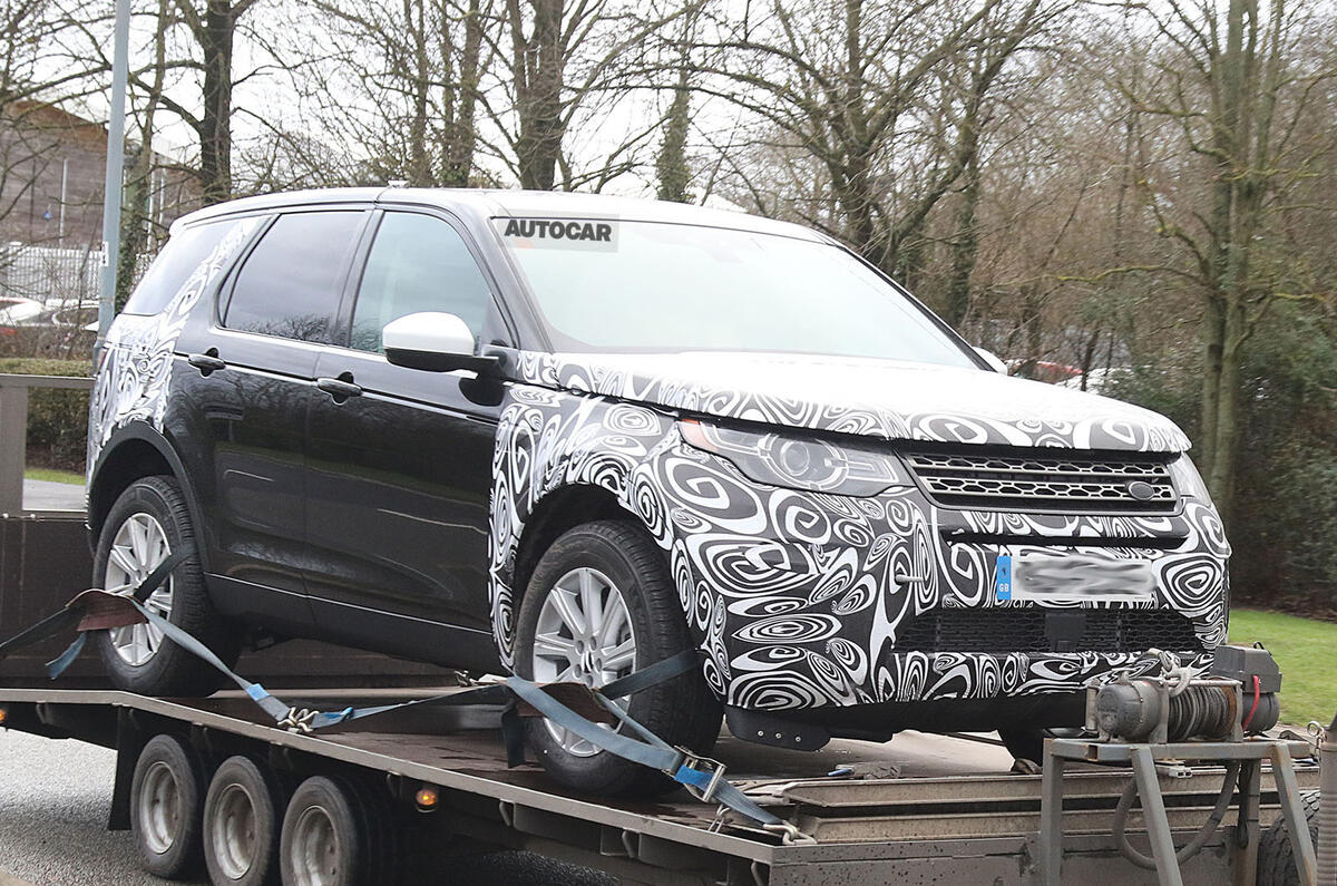 2018 Land Rover Discovery Sport facelift to get hybrid option