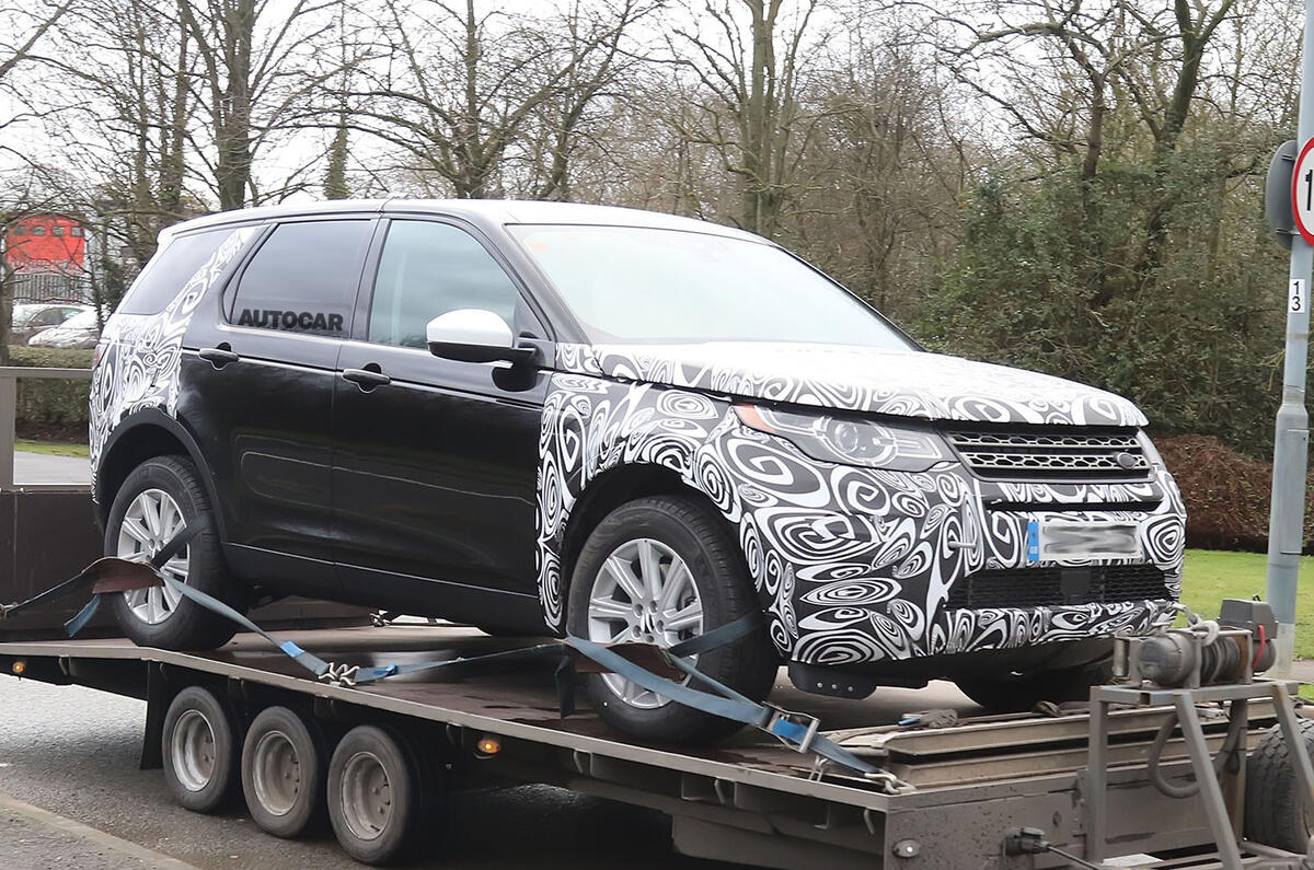 2018 Land Rover Discovery Sport facelift to get hybrid option