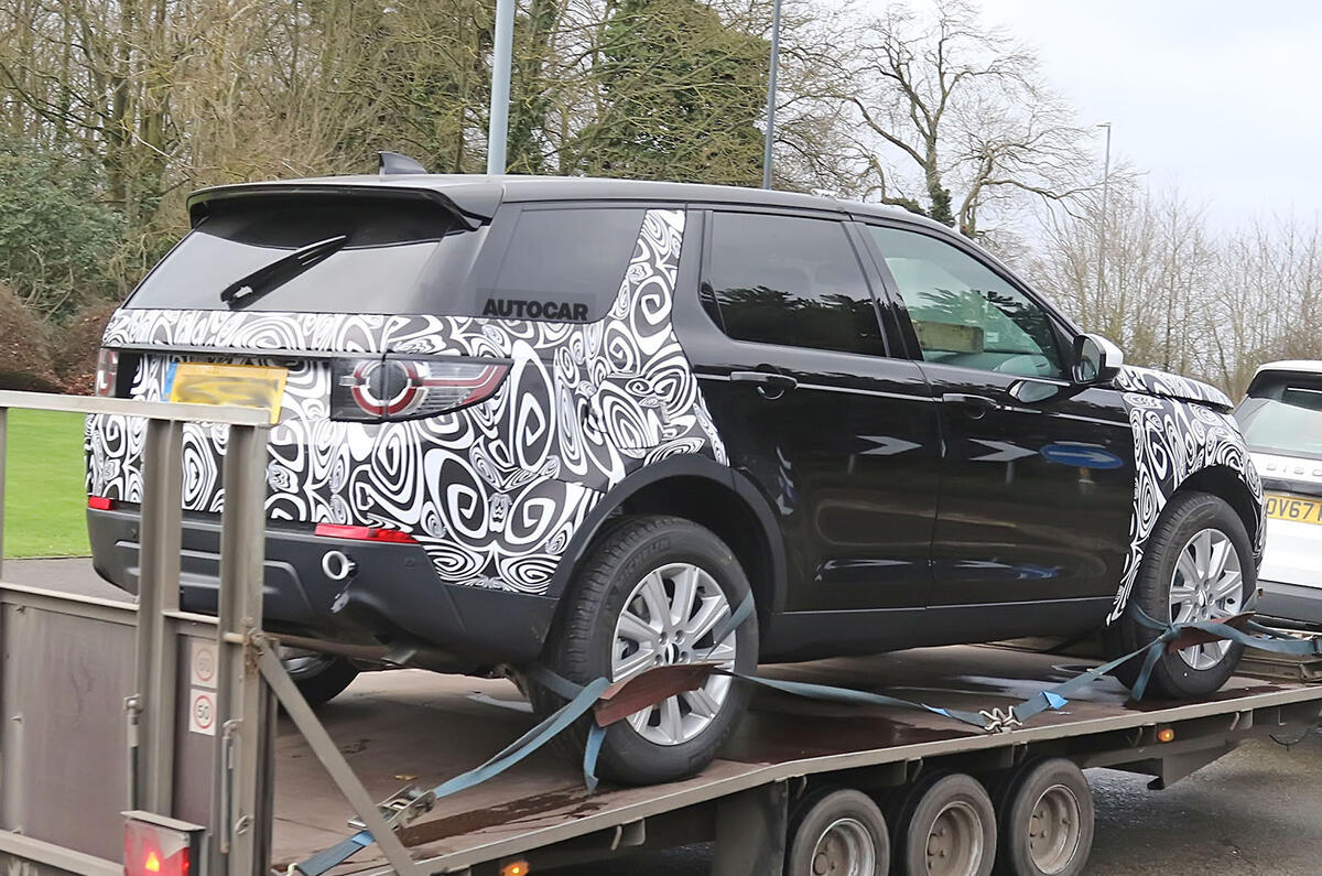 2018 Land Rover Discovery Sport facelift to get hybrid option