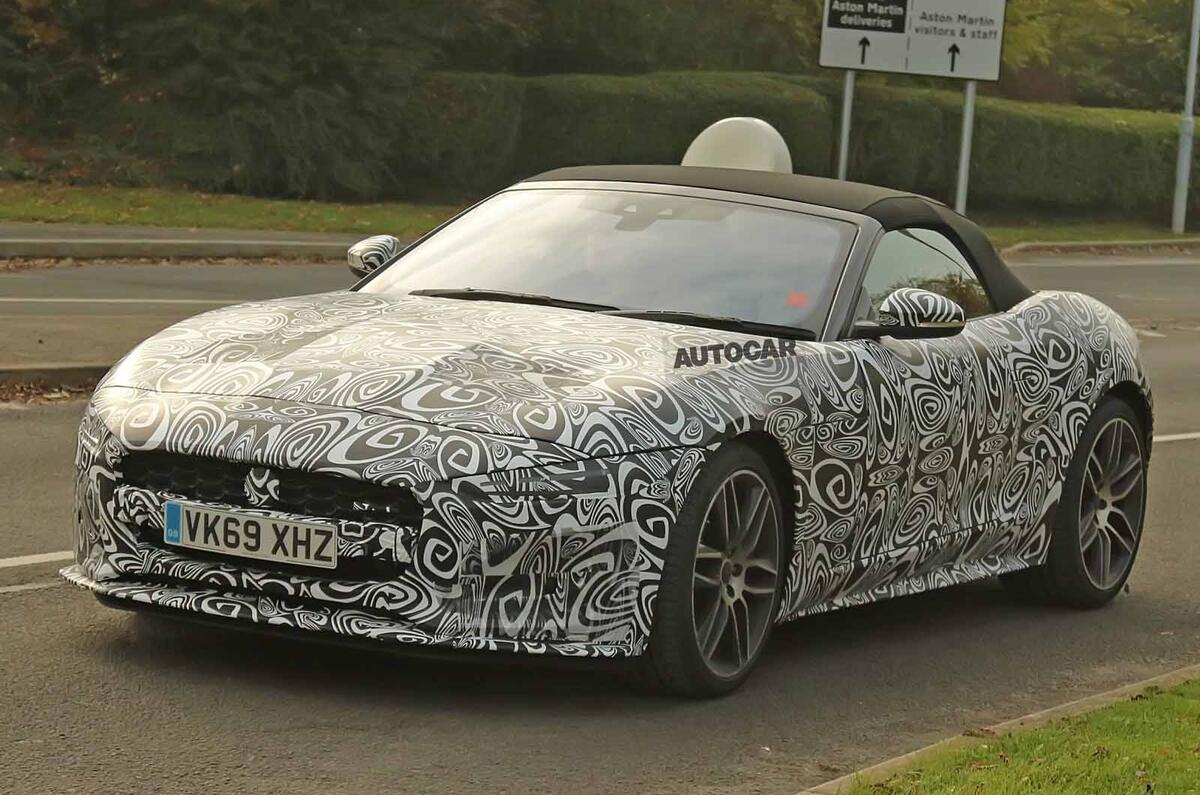 Jaguar F-Type 2020 spyshot front