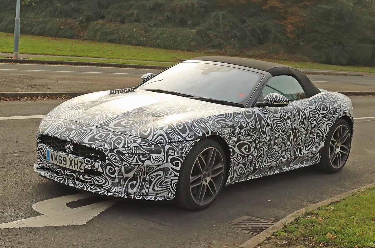 Jaguar F-Type 2020 spyshot front side