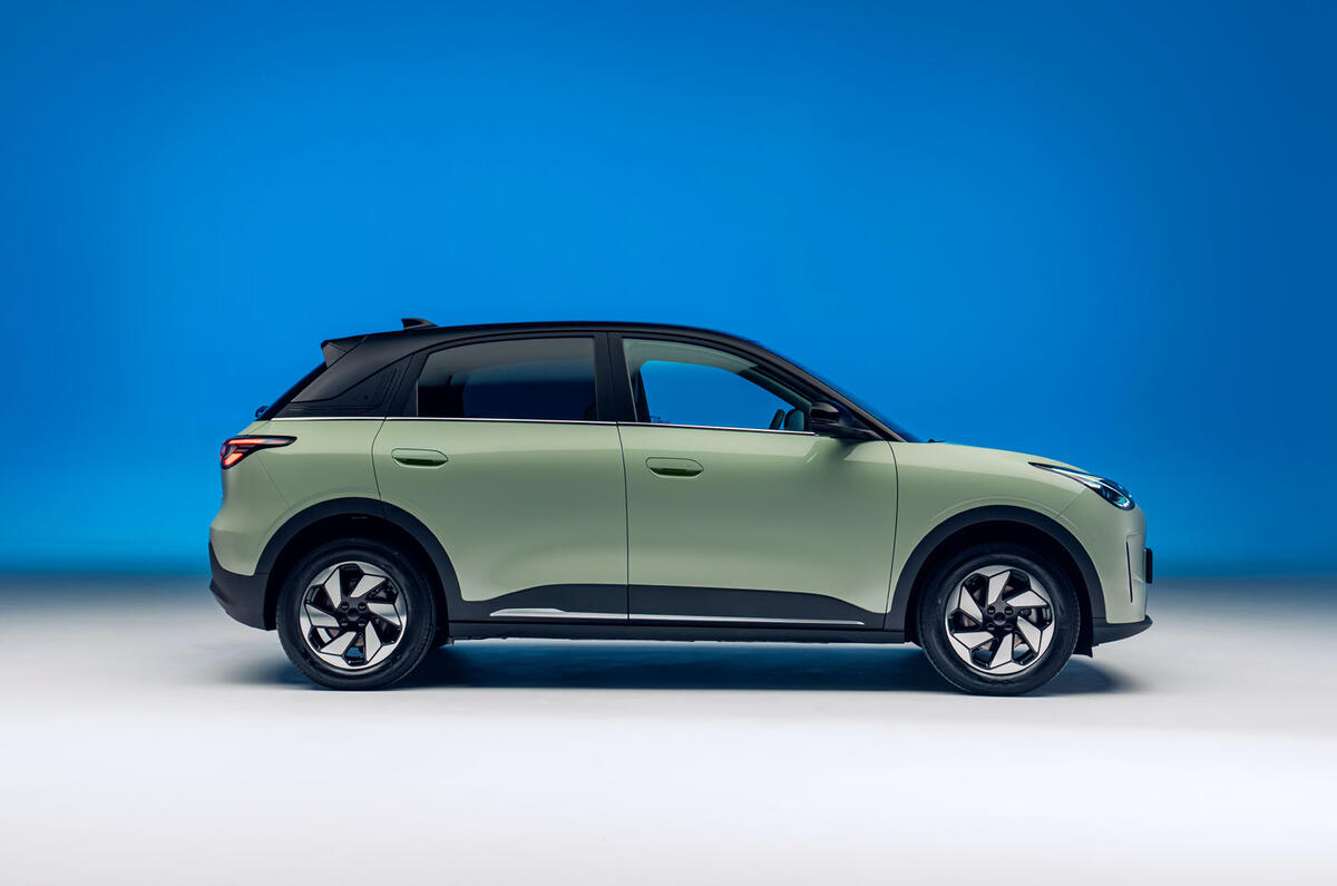 Geely EX2 1