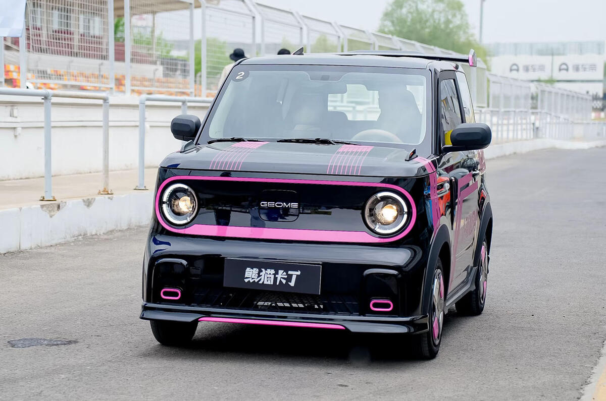 Geely Geometry Panda Knight front corner