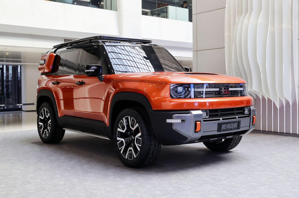 Geely Galaxy Cruiser front 3 4 left