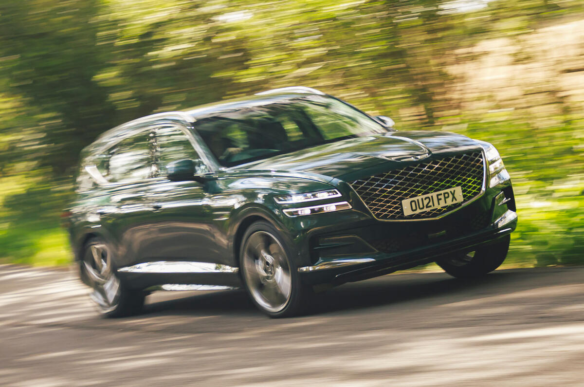 Genesis GV80 front quarter tracking