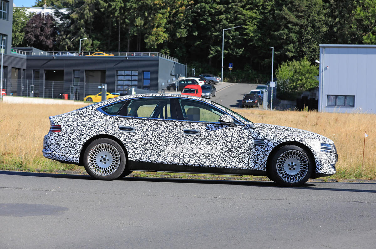 Genesis G80 spy images - side