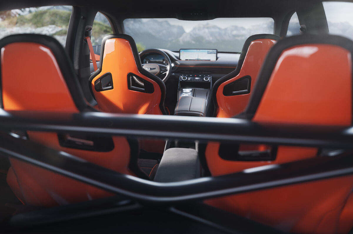 Genesis GV80 coupe interior