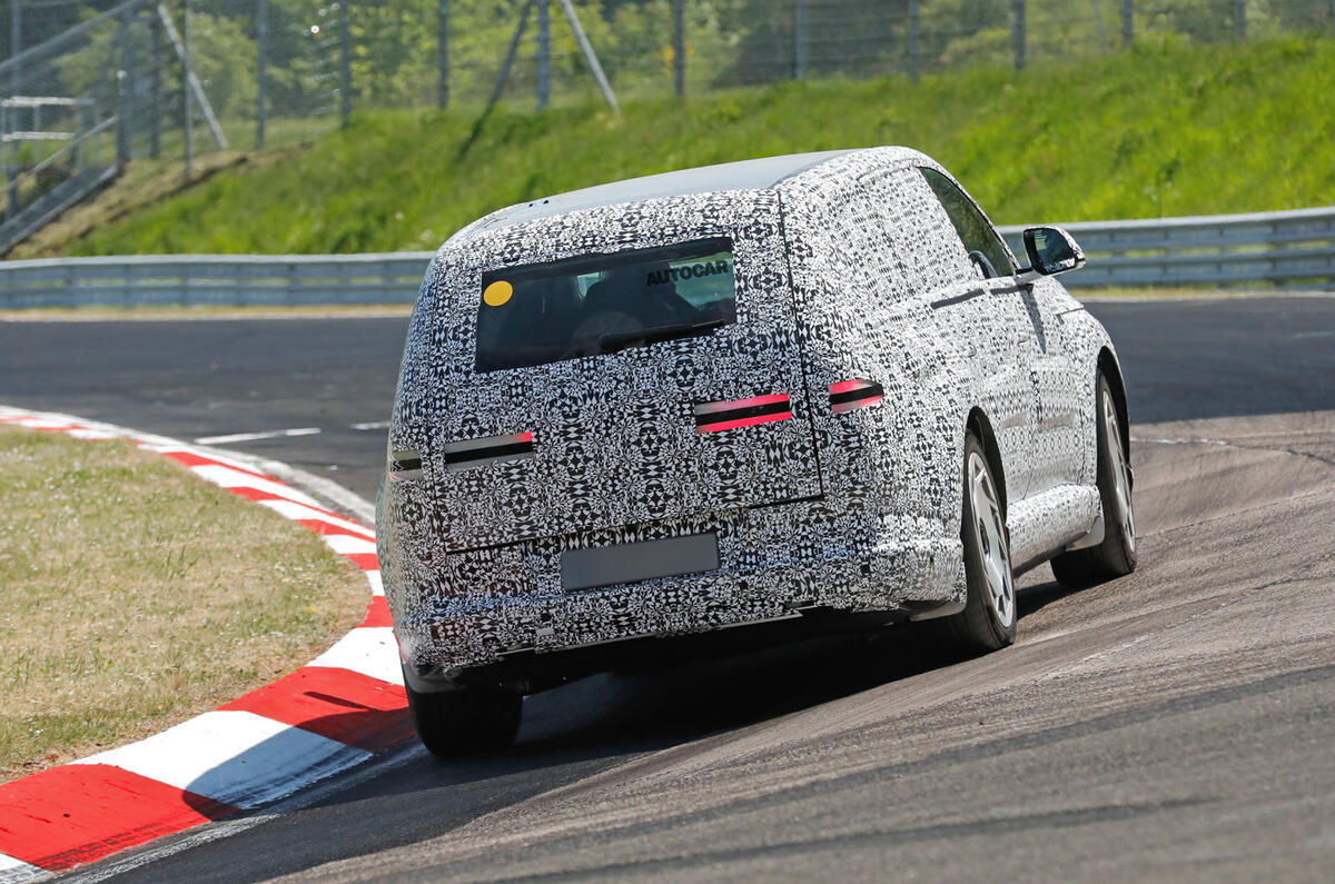 Genesis GV90 prototype testing at Nurburgring   cornering   rear 3 Genesis GV90 prototype testing at Nurburgring   cornering   rear 3