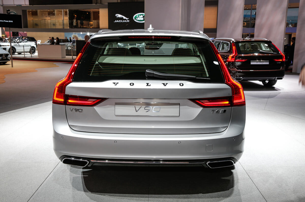 Volvo V90