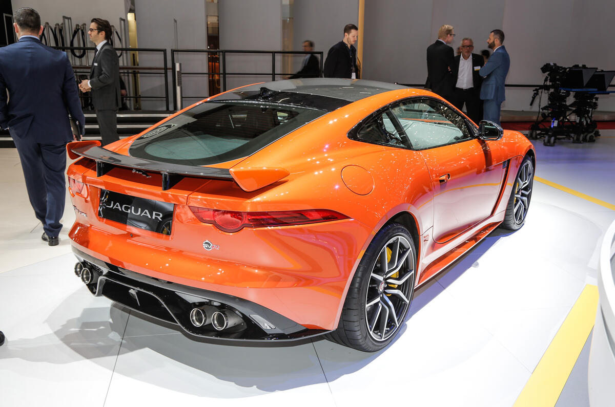 Jaguar F-Type SVR