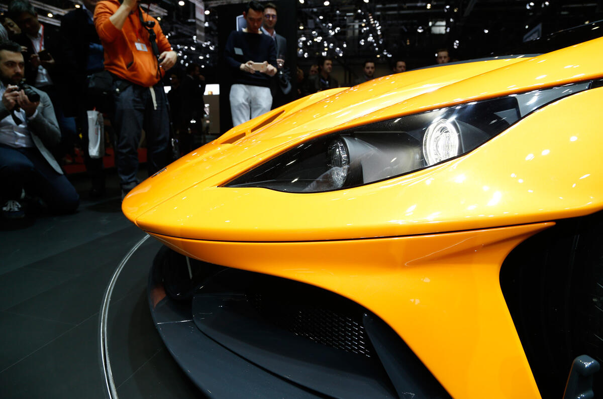Apollo Arrow hypercar