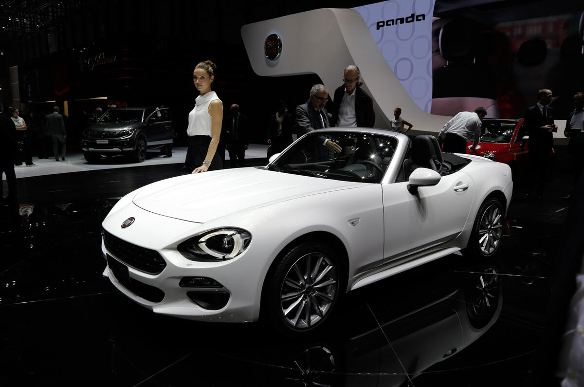 Abarth 124 Spider