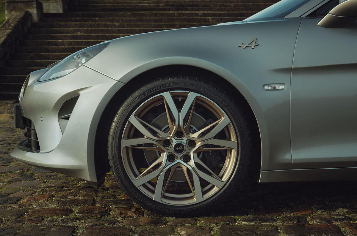 2020 Alpine A110 Légende GT - front wheel 2020 Alpine A110 Légende GT - front wheel