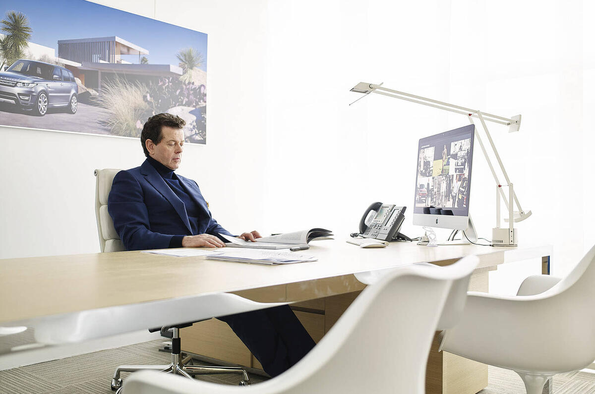 gerry mcgovern office desk