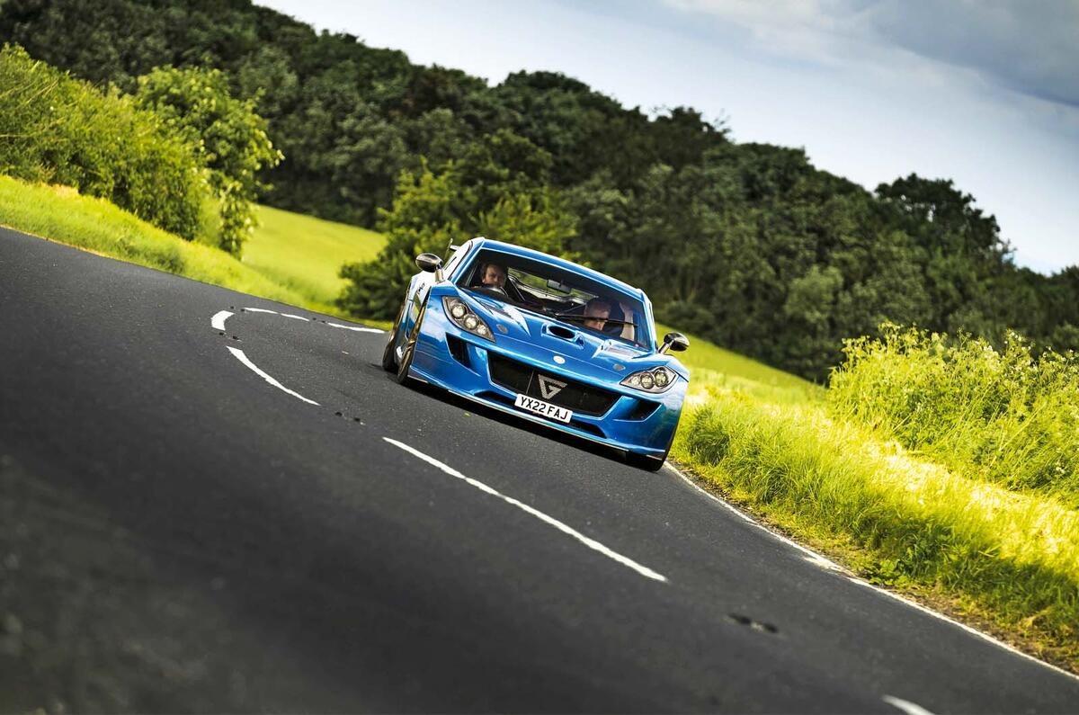 ginetta g56 gtr cornering feature ginetta g56 gtr cornering feature