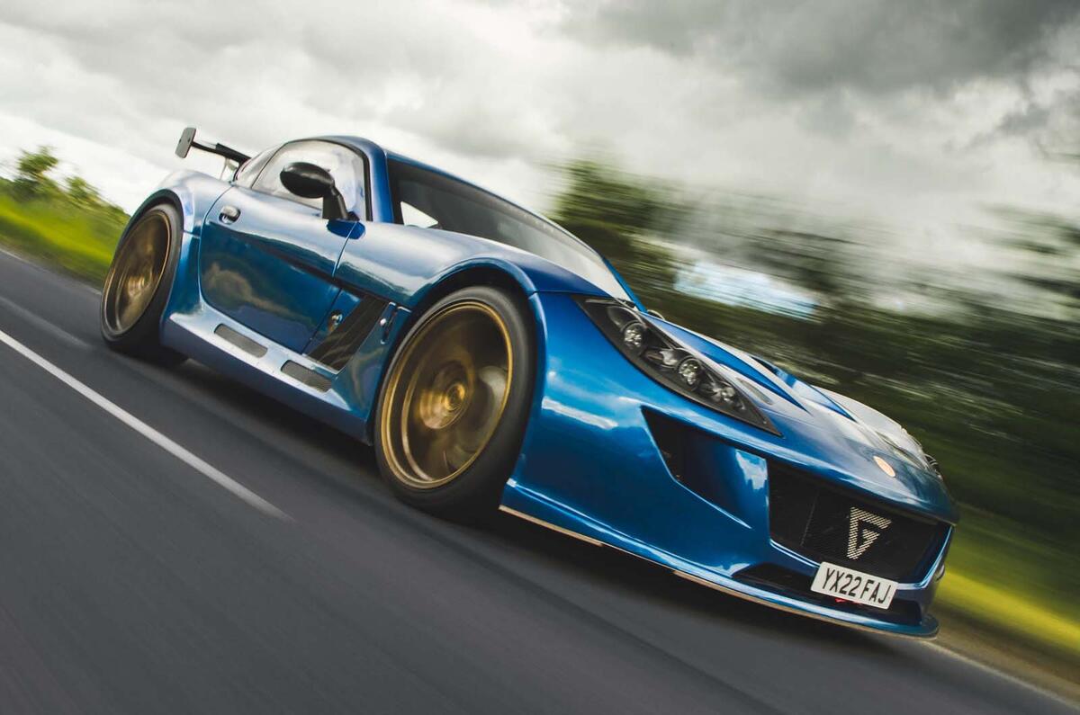 Ginetta g56 gtr features