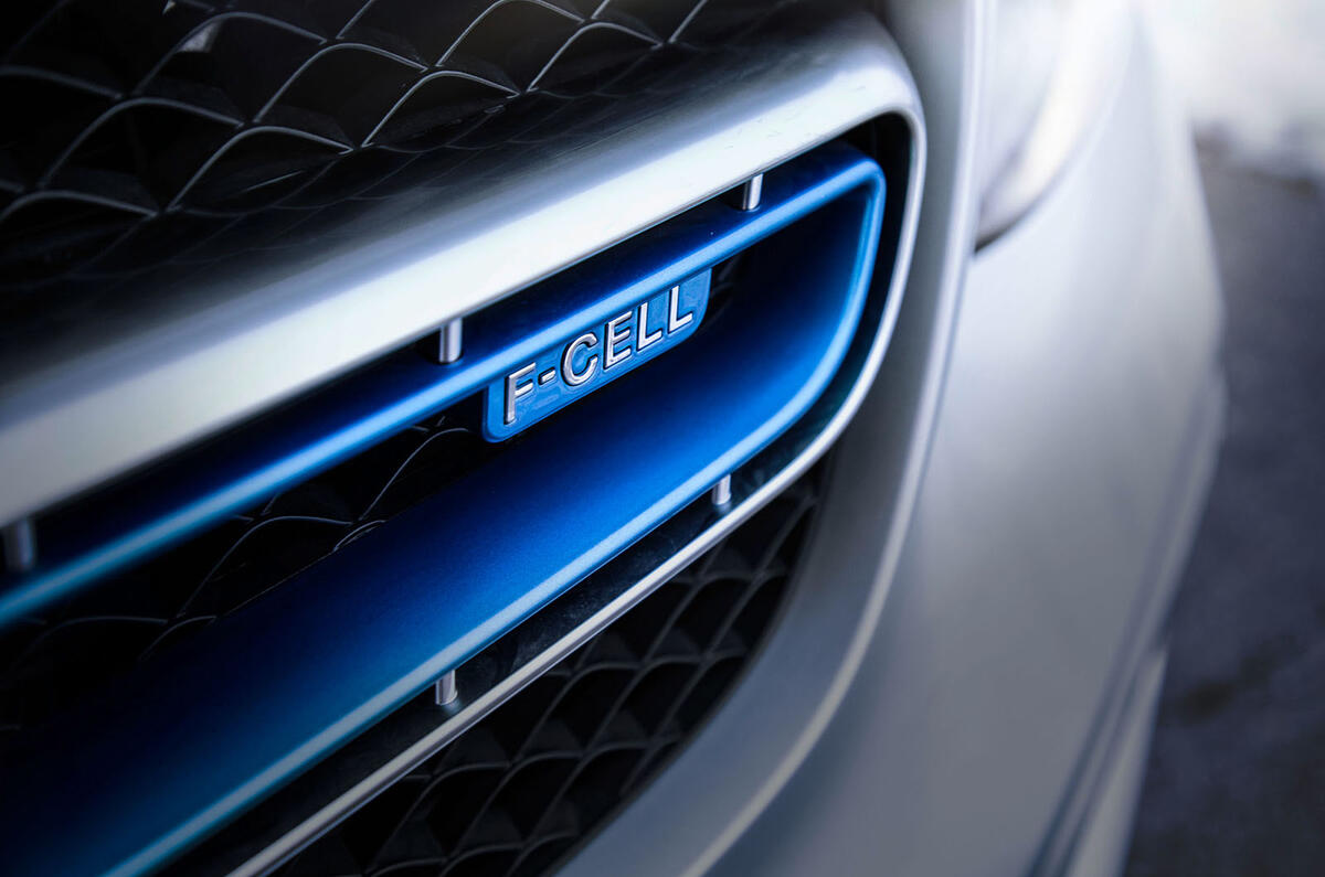 Mercedes-Benz GLC F-Cell 