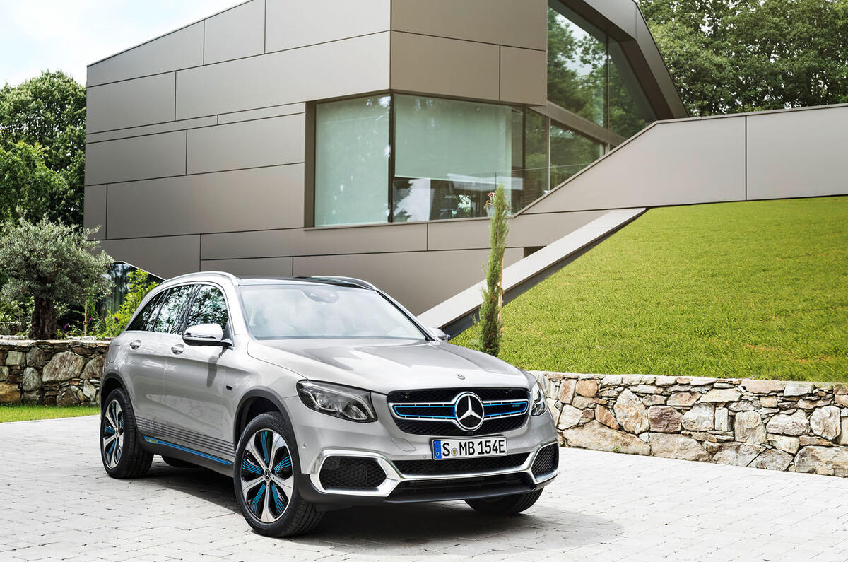 Mercedes-Benz GLC F-Cell unveiled Mercedes-Benz GLC F-Cell unveiled