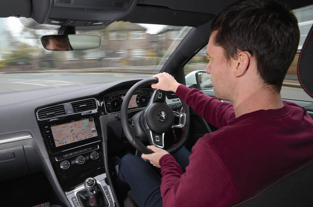 VW Golf GTI vs Hundai i30 N Mark driving