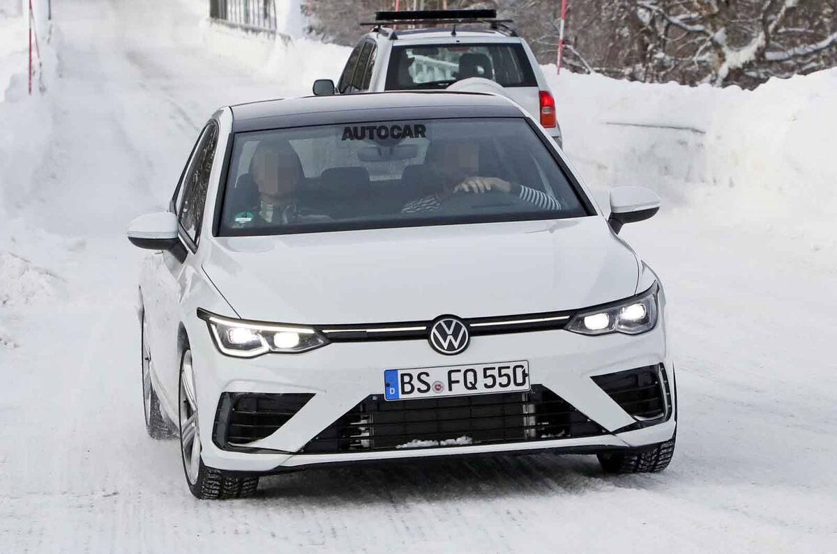 2020 Volkswagen Golf R prototype - front 2020 Volkswagen Golf R prototype - front