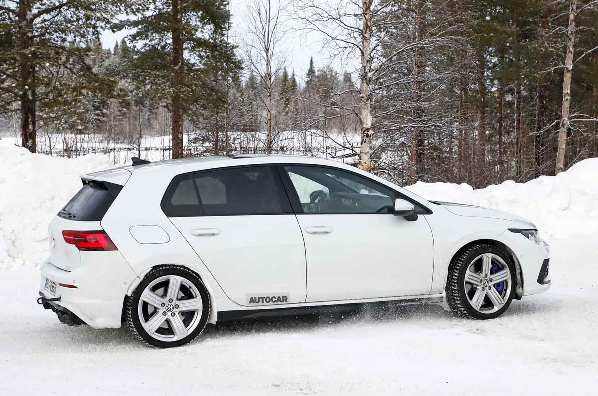 2020 Volkswagen Golf R prototype - side 2020 Volkswagen Golf R prototype - side