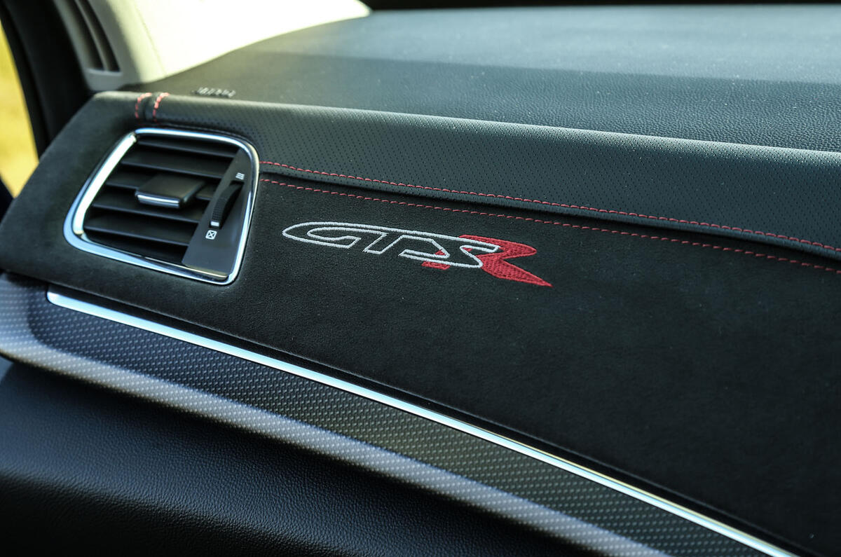 Vauxhall VXR8 GTS-R