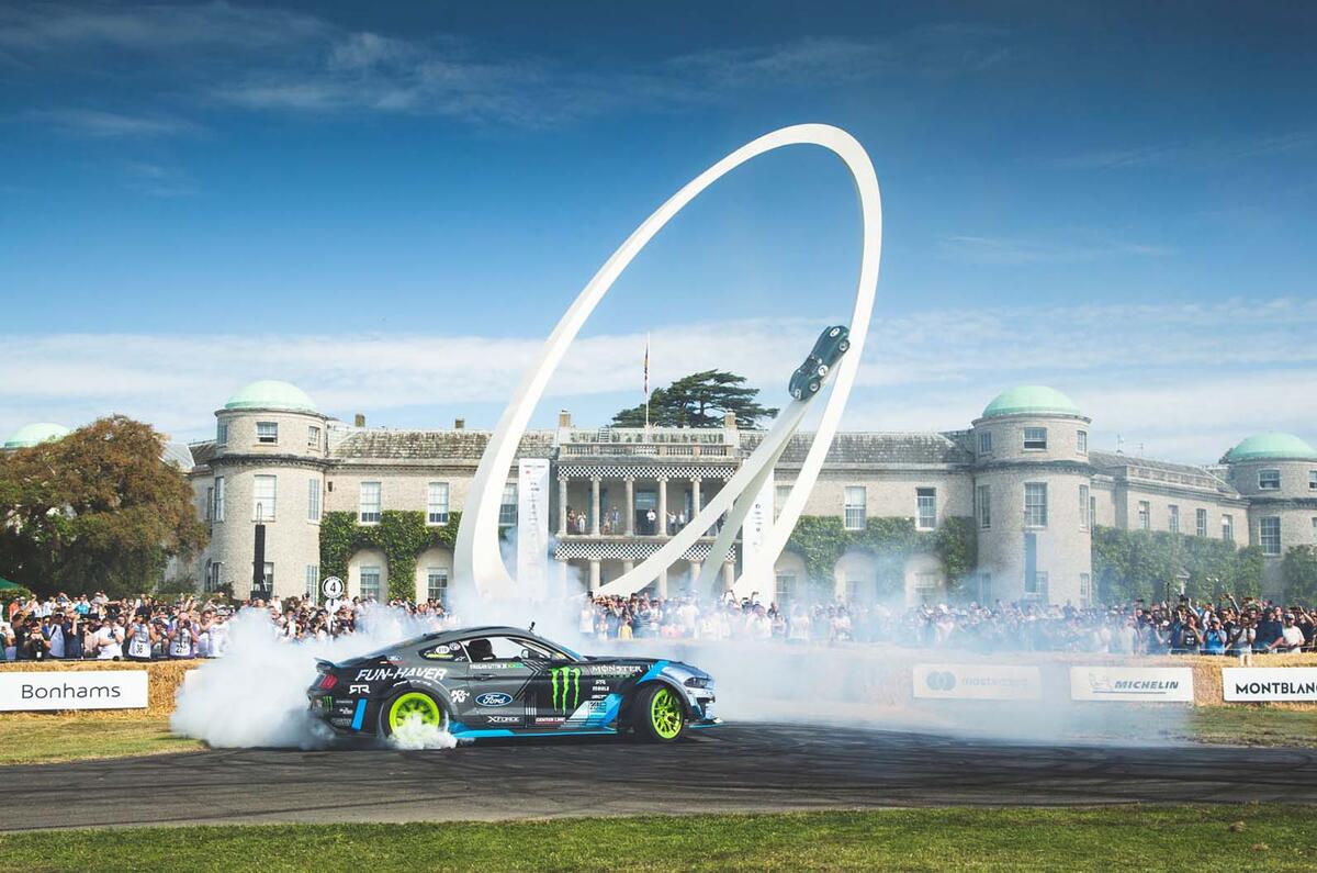 Ford Mustang drift car