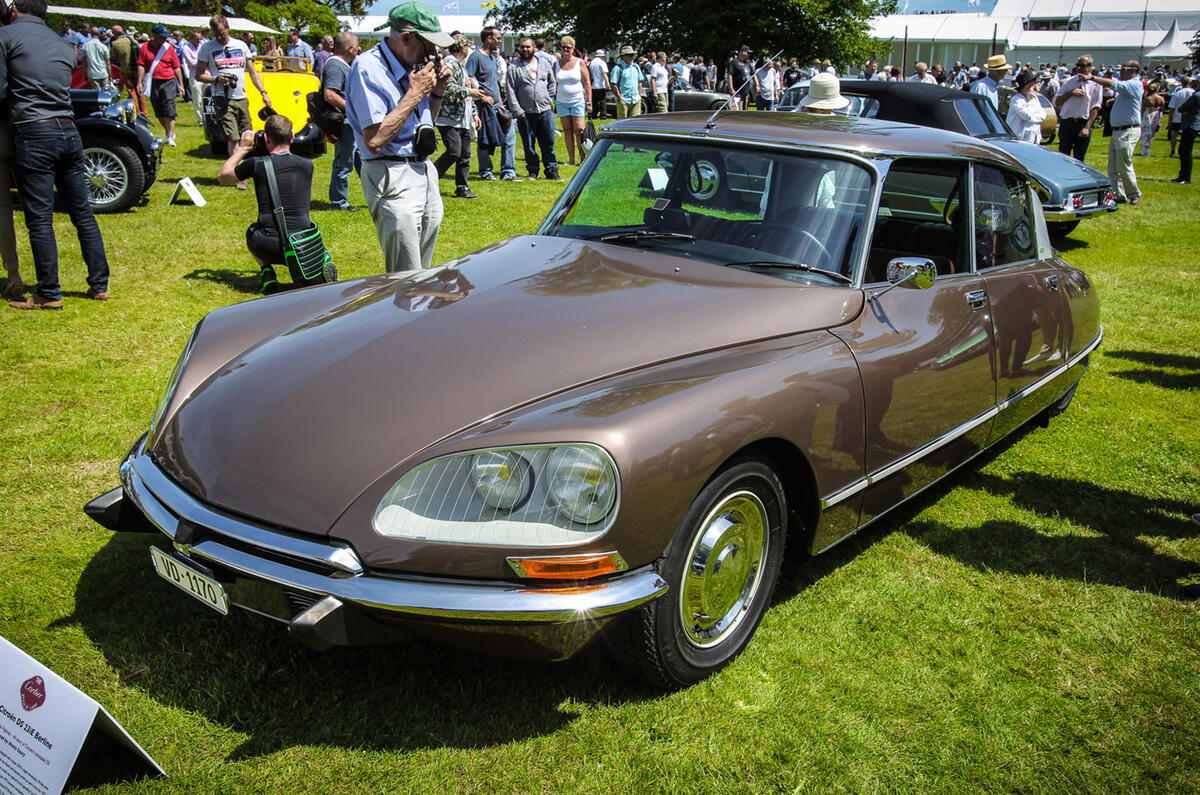 this citro05n ds 23ie berline was made in 1973