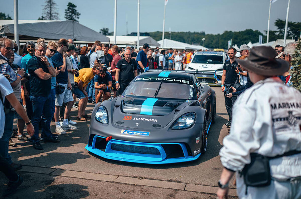 Goodwood porsche gt4 e