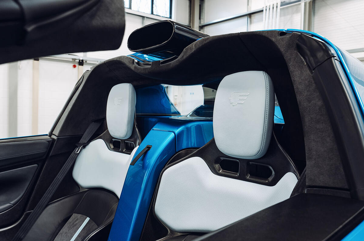 Gordon Murray Automotive T33 Spider seats