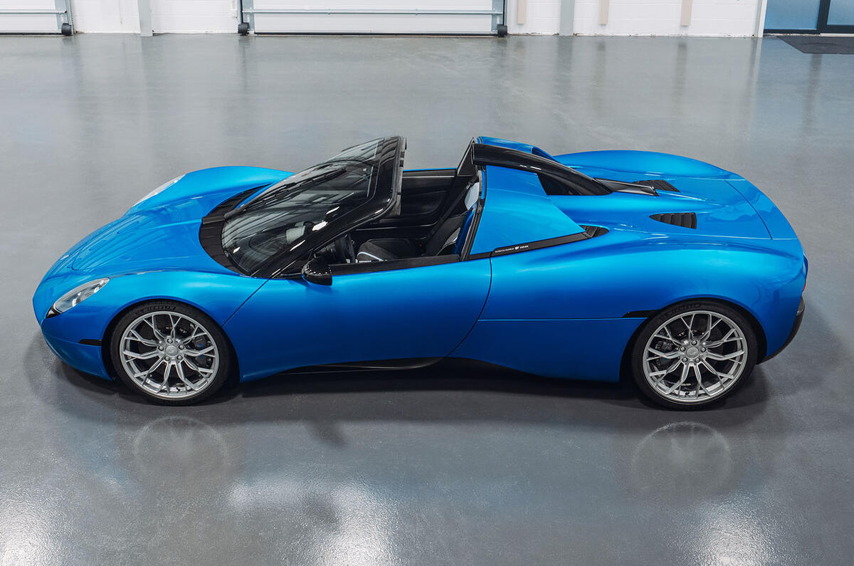 Gordon Murray Automotive T33 Spider side roof