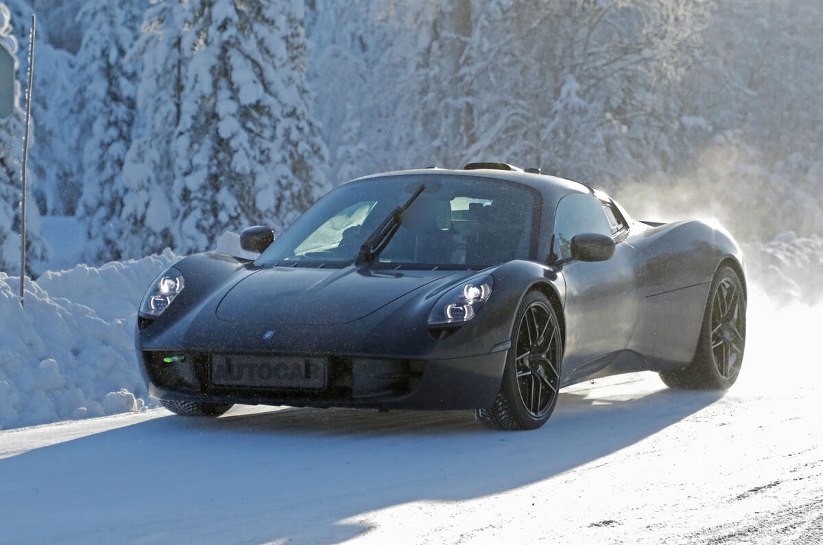 Gordon Murray GMA T33 winter testing front 3 4 dynamic