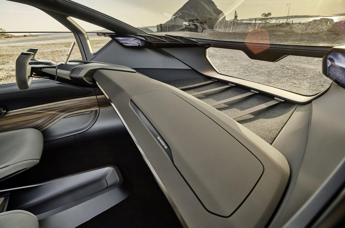 2020 Audi AI:Trail - static dashboard