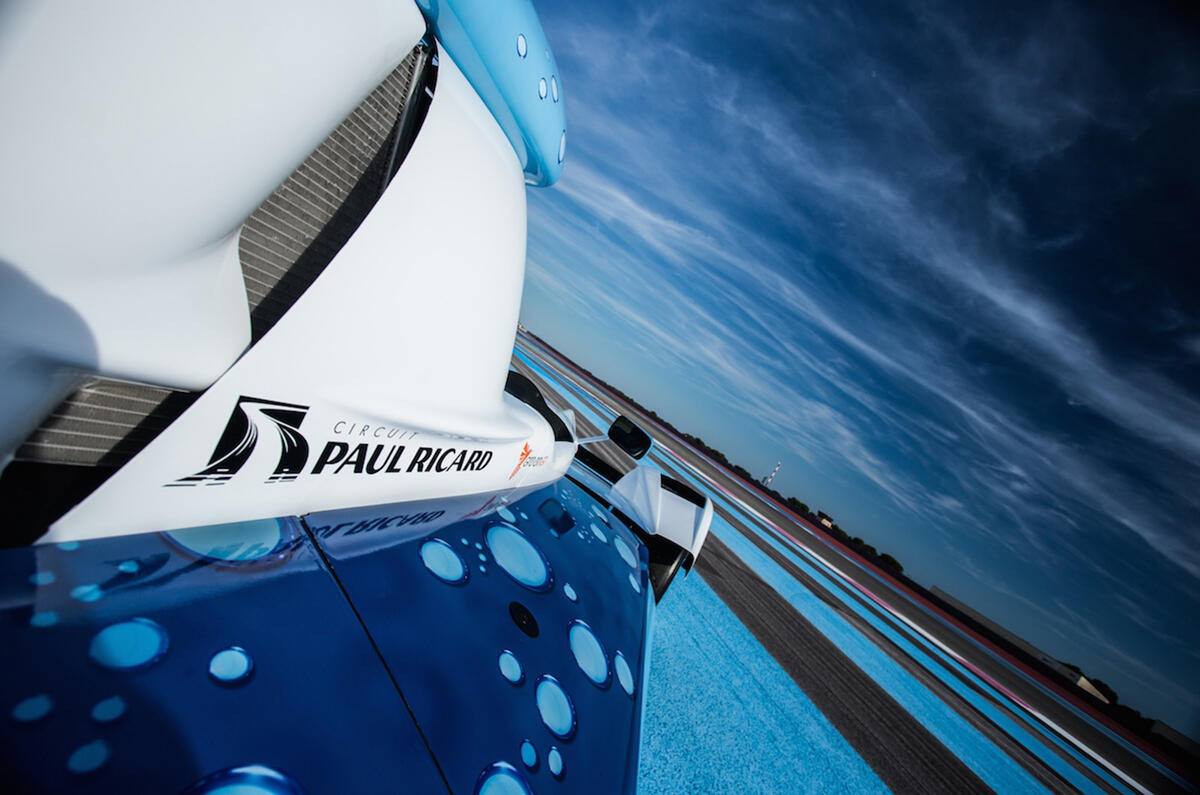 Hydrogen fuel cell racing car Hydrogen fuel cell racing car