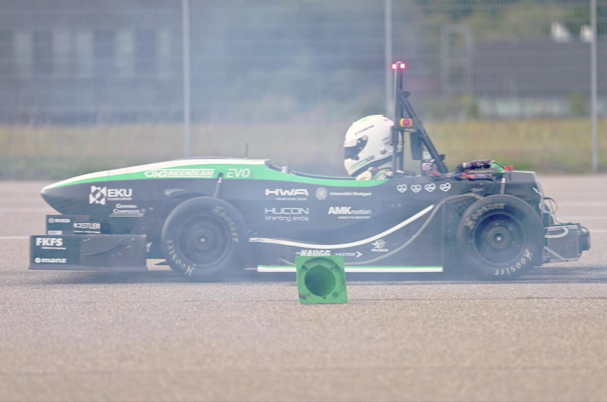 GreenTeam car side smoke GreenTeam car side smoke