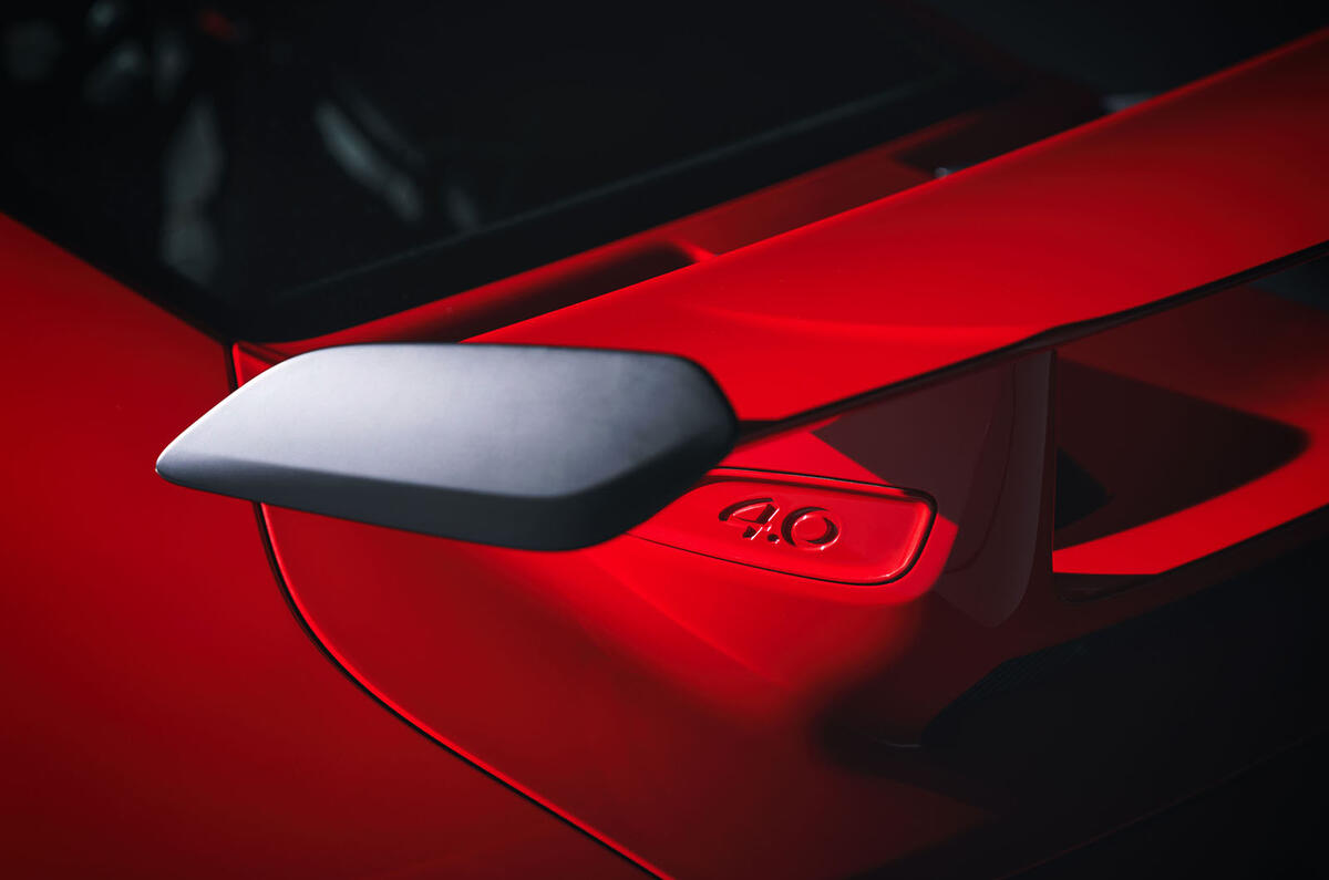 Updated Porsche 911 GT3 gains manual gearbox and 9000rpm redline