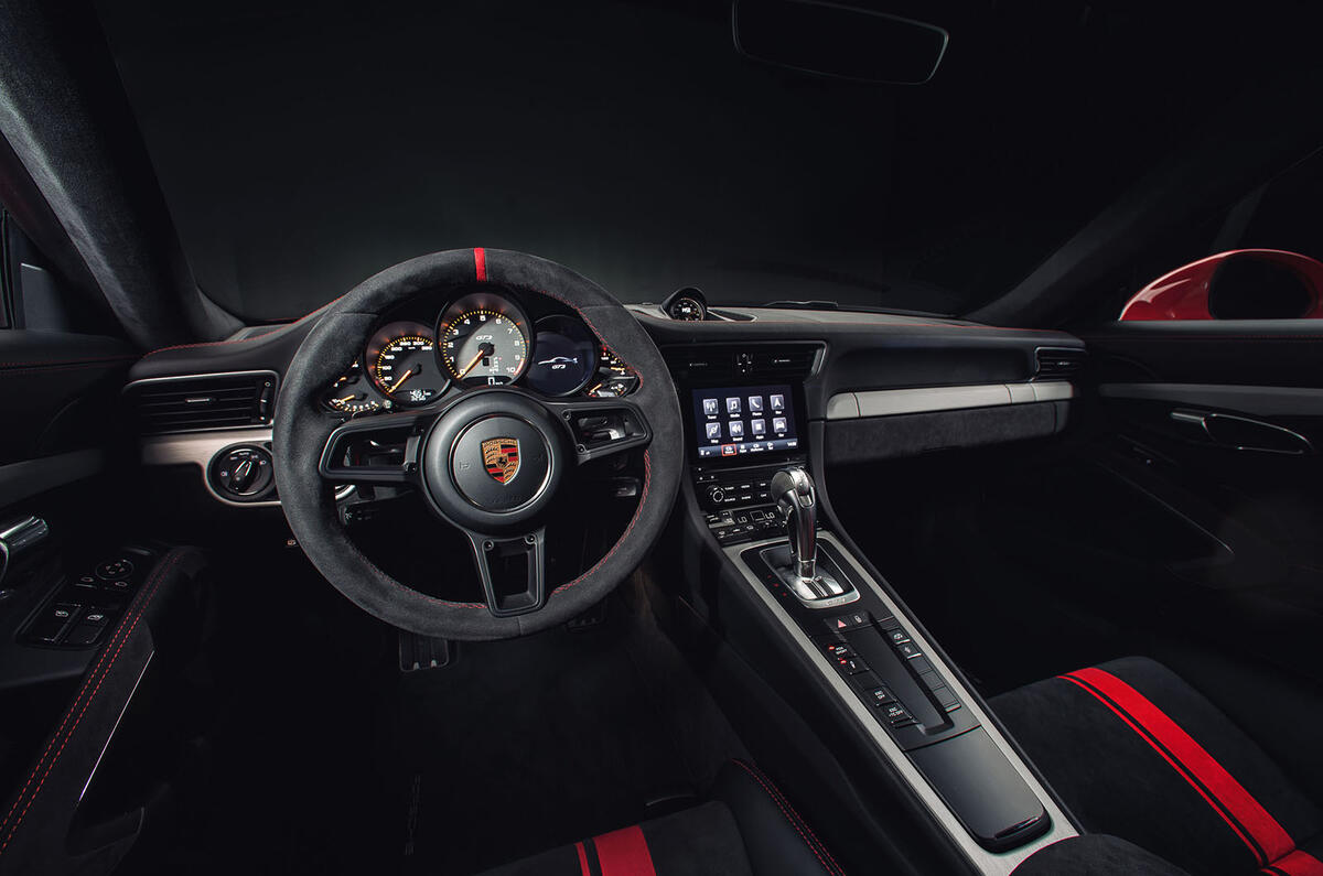Updated Porsche 911 GT3 gains manual gearbox and 9000rpm redline